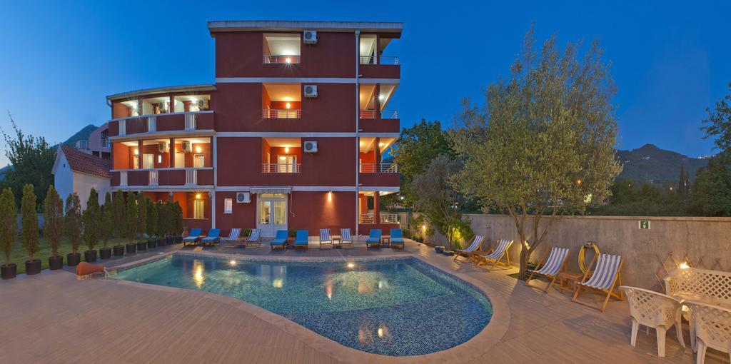 Apartments Gold Будва Екстер'єр фото