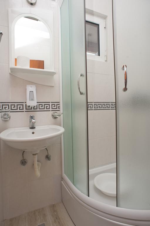 Apartments Gold Будва Екстер'єр фото